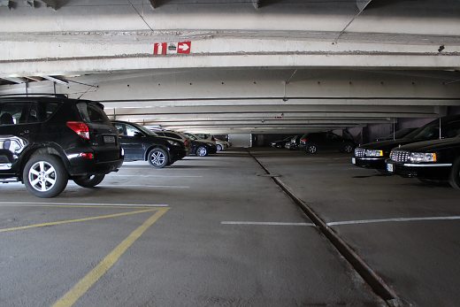 Building Tatari 56b - one parking space for rent